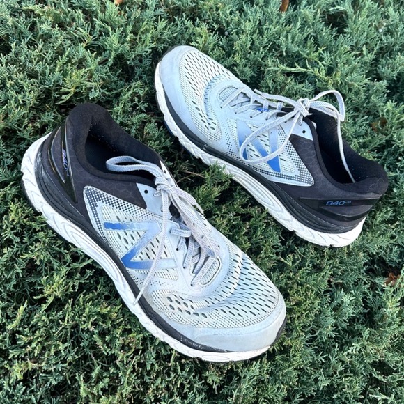 New Balance Other - New Balance Men's 840 V4‎ Athletic Running Shoes Size 12.5 Gray Blue